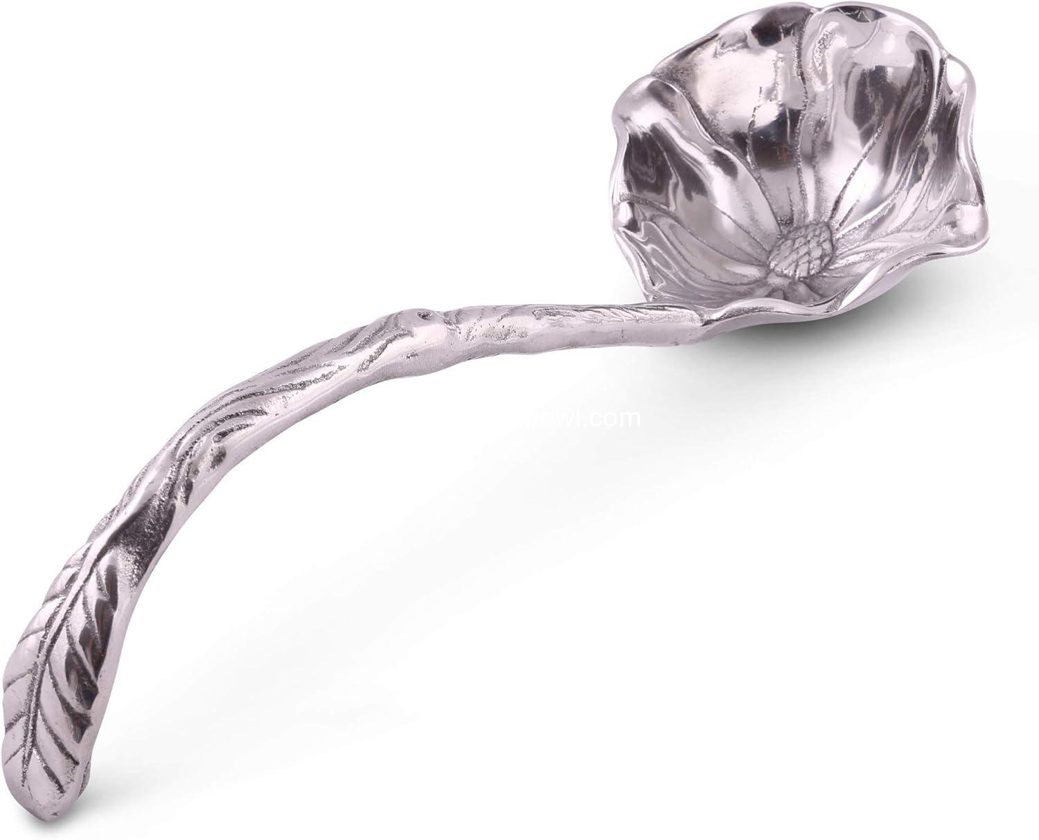 Wholesale Aluminum Metal Magnolia Pattern Ladle 12.5 Inch - Silver Spout Serving Tool Factory Wholesale Aluminum Metal Magnolia Pattern Ladle 12.5 Inch - Silver Spout Serving Tool Factory