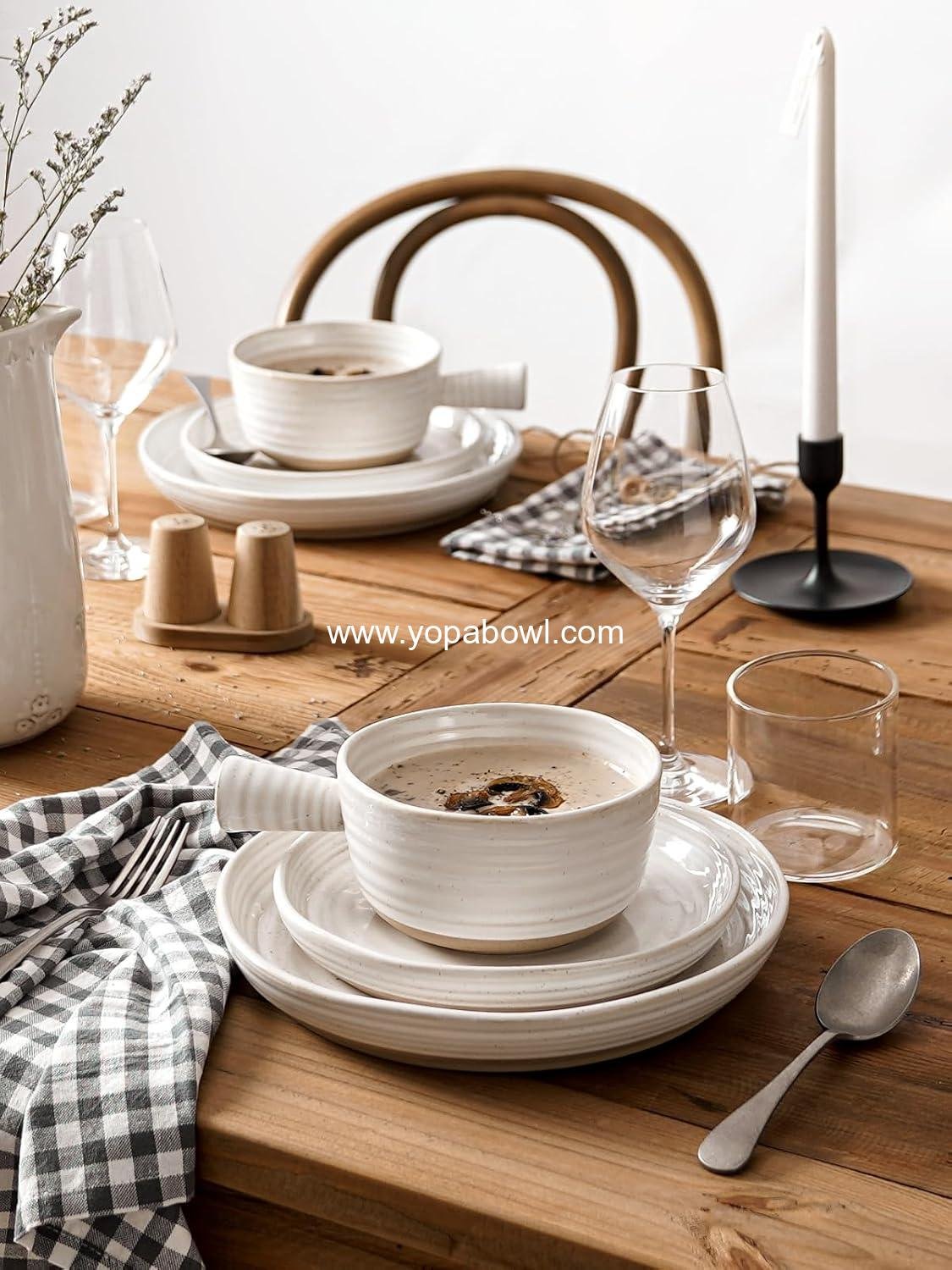 Wholesale 18 Ounce French Onion Soup Bowls with Handles for Chili and Beef Stew, Microwave and Dishwasher Safe, 5.5 Inch, Set of 4, Arctic White Factory