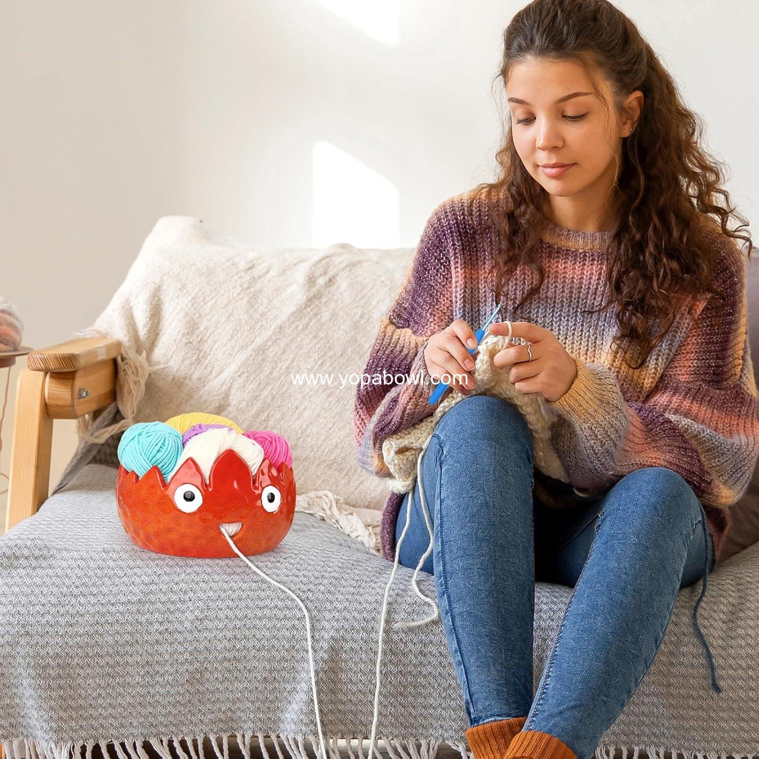 Wholesale Flame Yarn Bowl for Crocheting - Cute Handmade Ceramic Knitting Bowl - Ideal Gift for Crocheters and Knitters - Factory