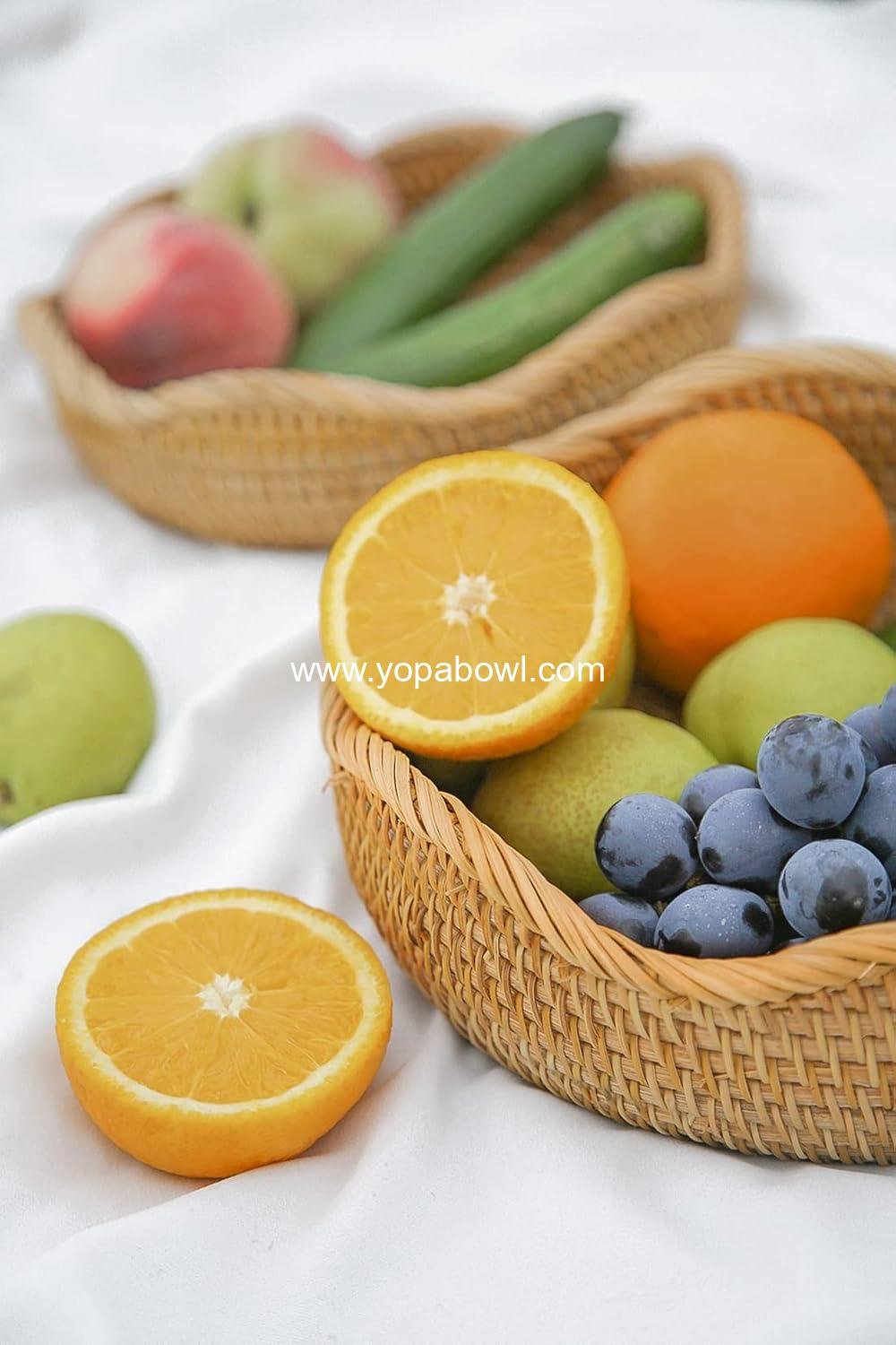 Wholesale Handmade Rattan Bread Baskets Round Wicker Fruit Serving Storage Bowls Natural Woven Decorative Kitchen Organizer 10.2