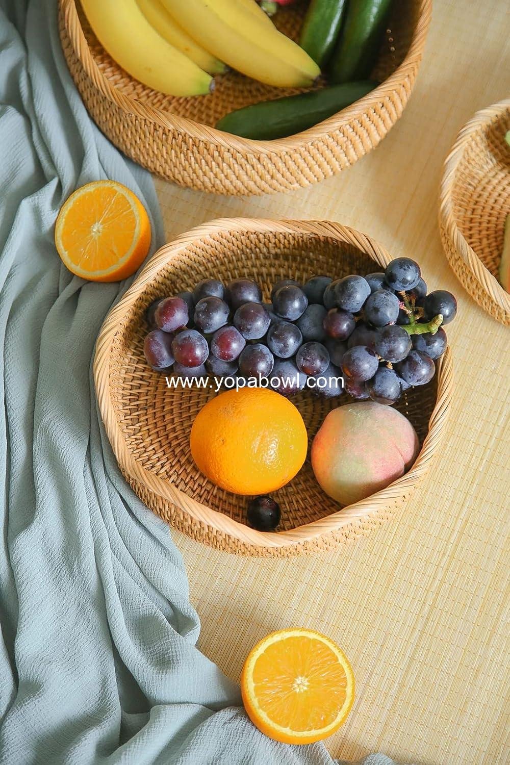 Wholesale Handmade Rattan Bread Baskets Round Wicker Fruit Serving Storage Bowls Natural Woven Decorative Kitchen Organizer 10.2