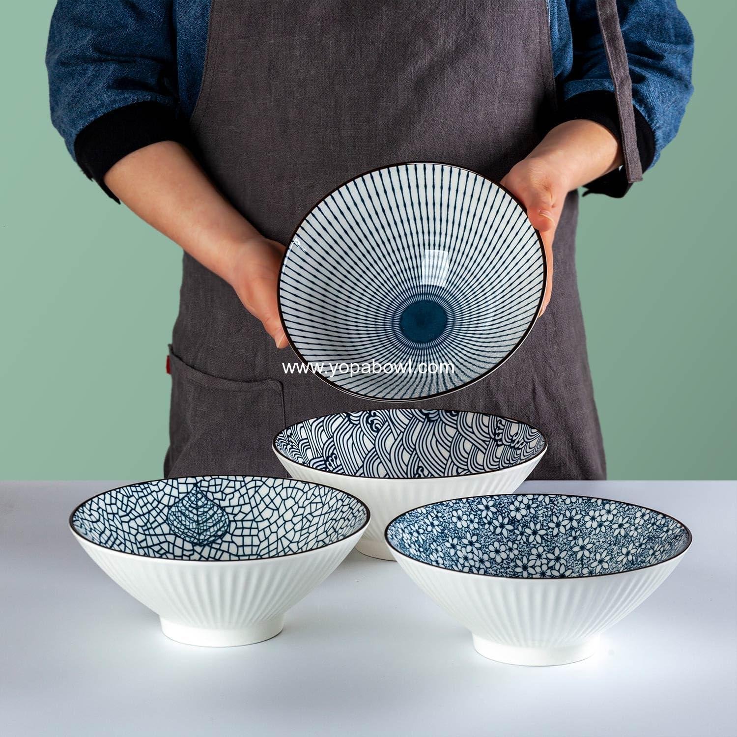 Wholesale 38 oz Ramen Bowls Set of 4, Large 8 Inch Ceramic Soup Bowls in Blue and White Mixing Pattern - Factory