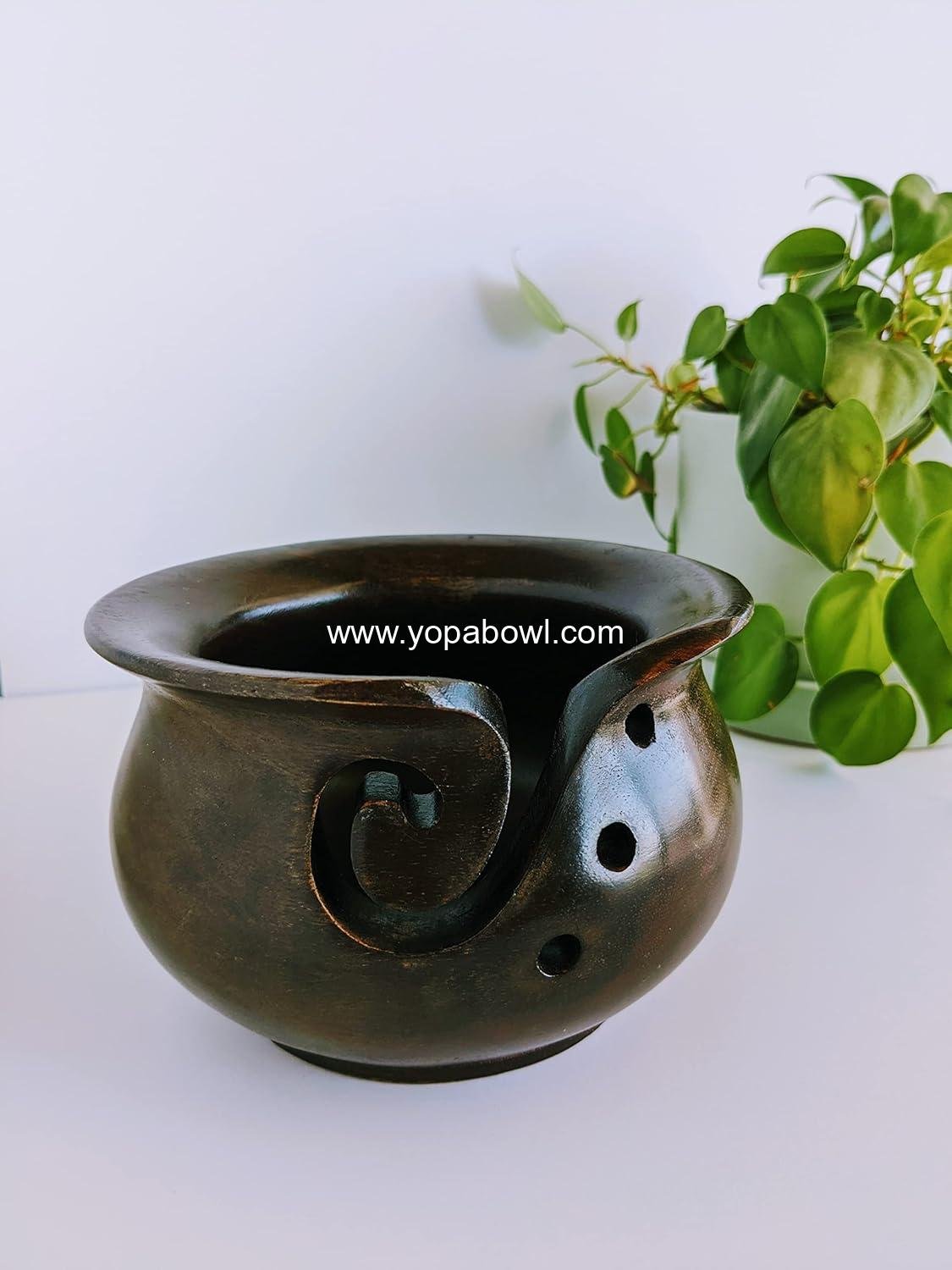 OEM Premium Mango Wood Yarn Bowl with Holes - Knitting and Crochet Supplies for Relaxation & Stress Relief - Factory