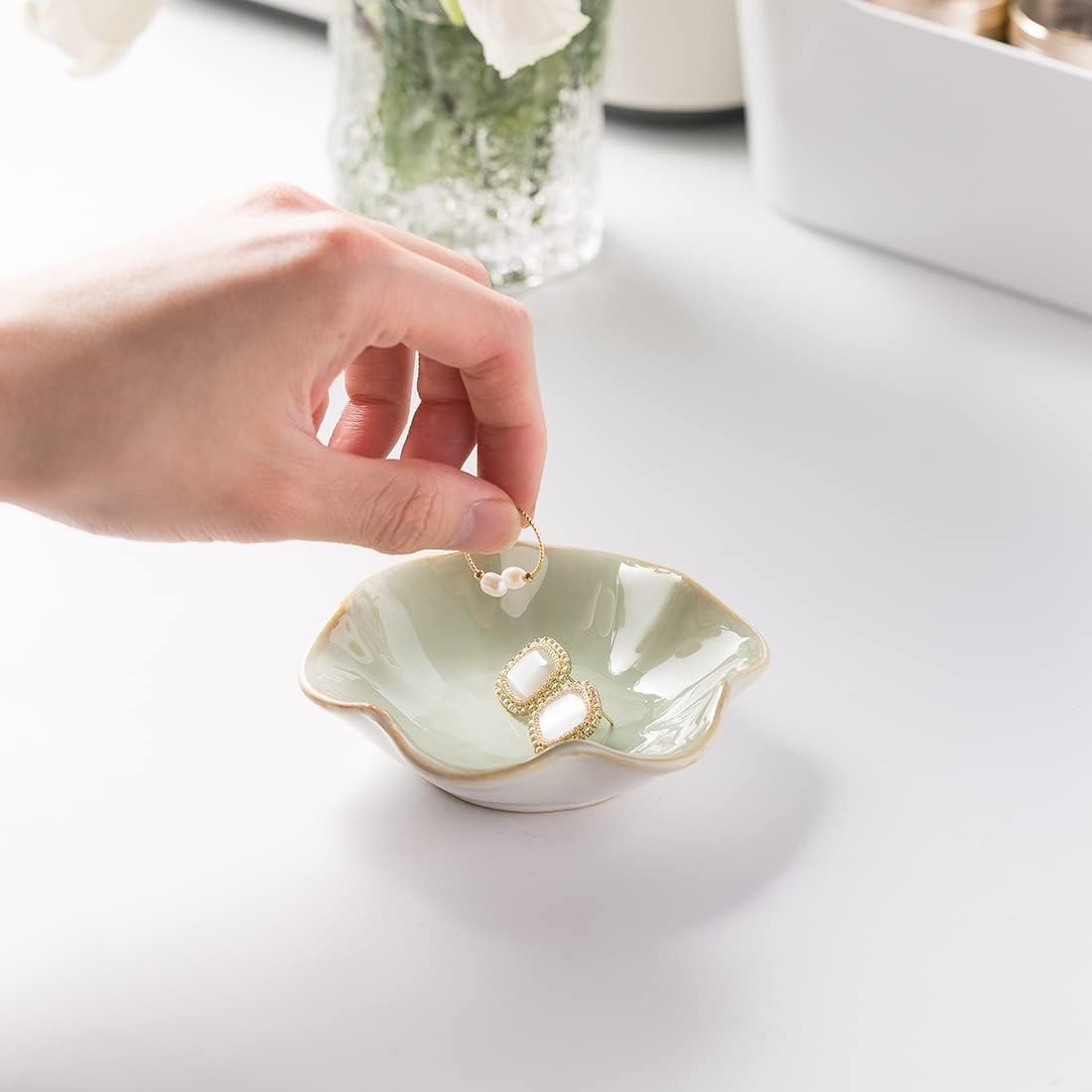 OEM Ceramic Trinket Dish Ring Tray Decorative Jewelry Holder for Earrings Necklaces Watches Keys Women White Green Factory OEM Ceramic Trinket Dish Ring Tray Decorative Jewelry Holder for Earrings Necklaces Watches Keys Women White Green Factory