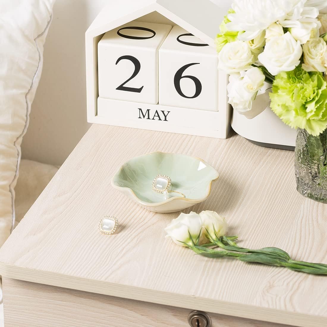 OEM Ceramic Trinket Dish Ring Tray Decorative Jewelry Holder for Earrings Necklaces Watches Keys Women White Green Factory OEM Ceramic Trinket Dish Ring Tray Decorative Jewelry Holder for Earrings Necklaces Watches Keys Women White Green Factory