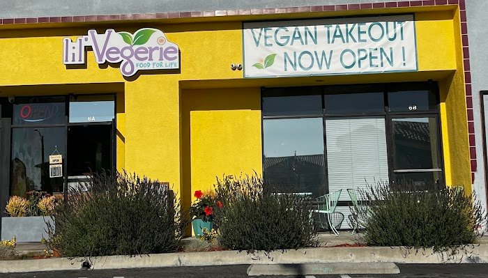 lil' Vegerie Review: California's Premier Vegan Restaurant Uncovered