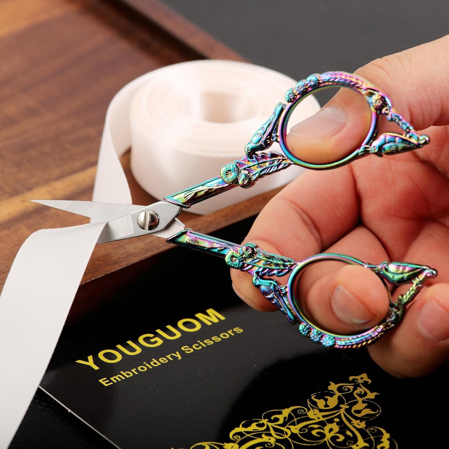 OEM Small Vintage Sharp Sewing Embroidery Scissors 4.6 Inch Detail Shears for Craft Needlework Yarn Handicraft DIY Thread Snips Rainbow Bird Style Factory OEM Small Vintage Sharp Sewing Embroidery Scissors 4.6 Inch Detail Shears for Craft Needlework Yarn Handicraft DIY Thread Snips Rainbow Bird Style Factory