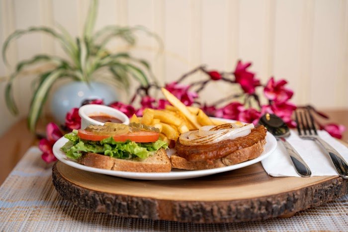 California's Ultimate Vegan Gem: The Vegan Joint Review