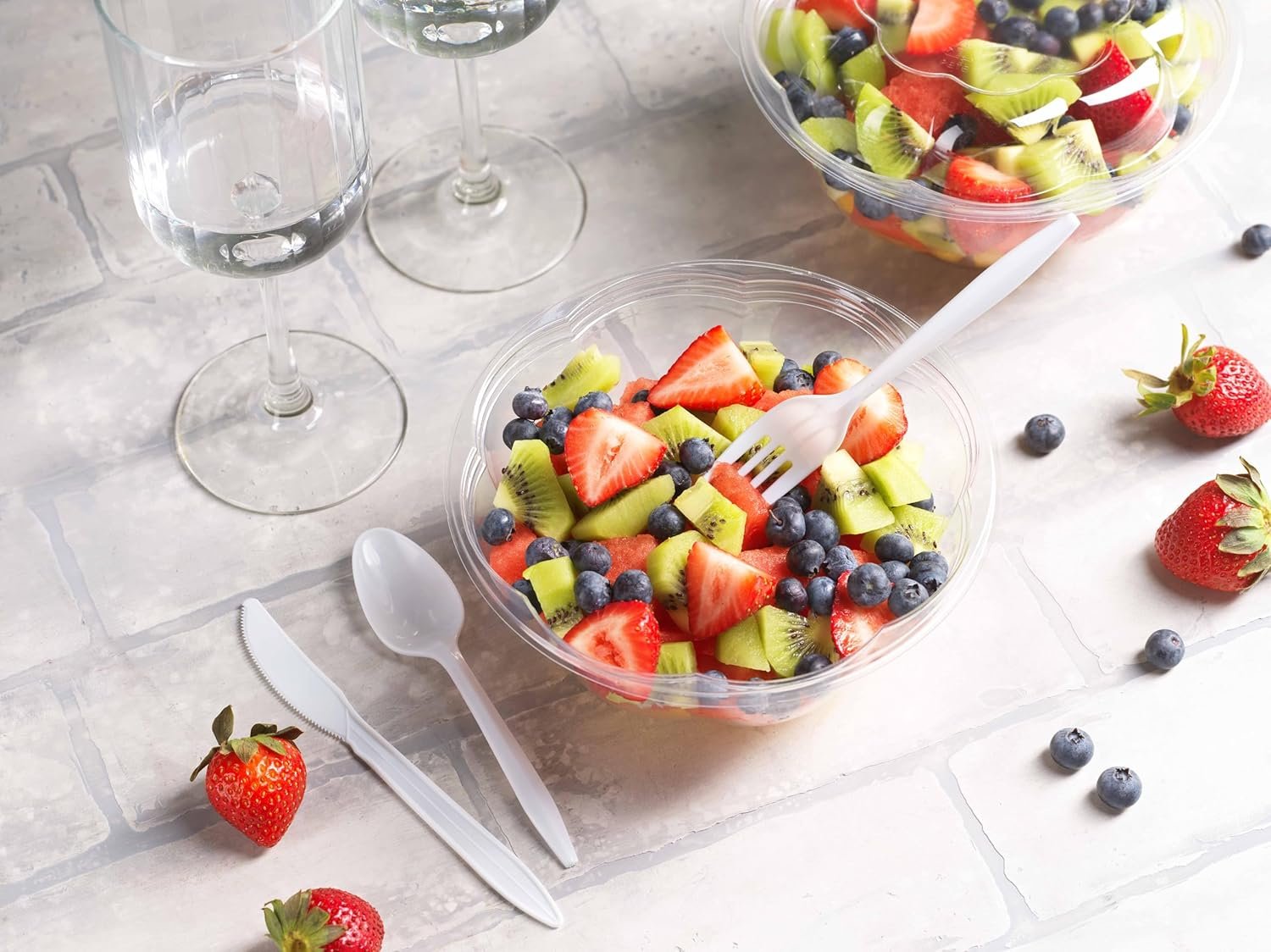 Wholesale 50 Pack 32oz Clear Plastic Salad Bowls with Snap-On Lids Disposable Medium Takeout Containers for Fruit Salads Quinoa Lunch Meal Prep Acai Bowls To-Go Parties Factory