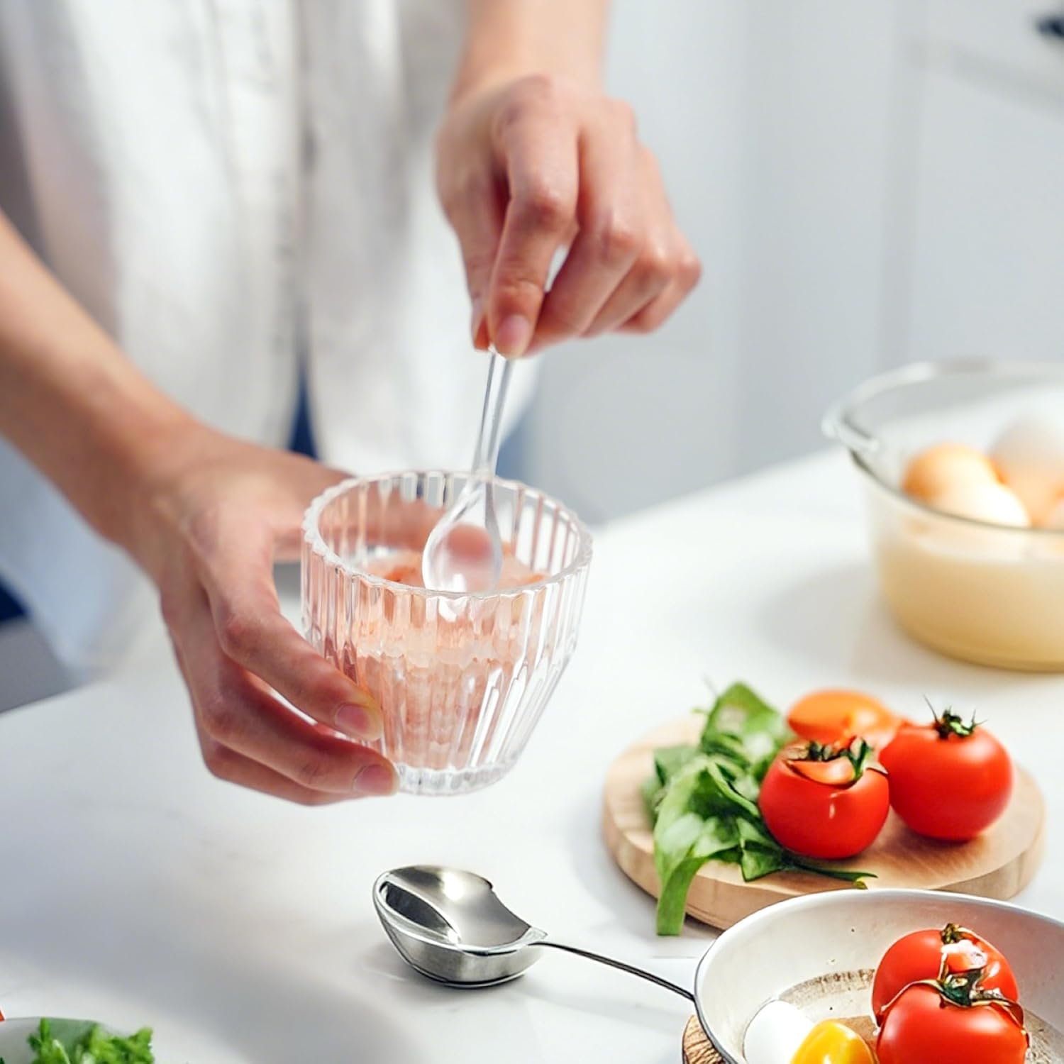OEM Clear Glass Sugar Bowl with Lid and Spoon 5-Ounce Dispenser for Salt Seasoning Home Kitchen Dishwasher Safe Factory