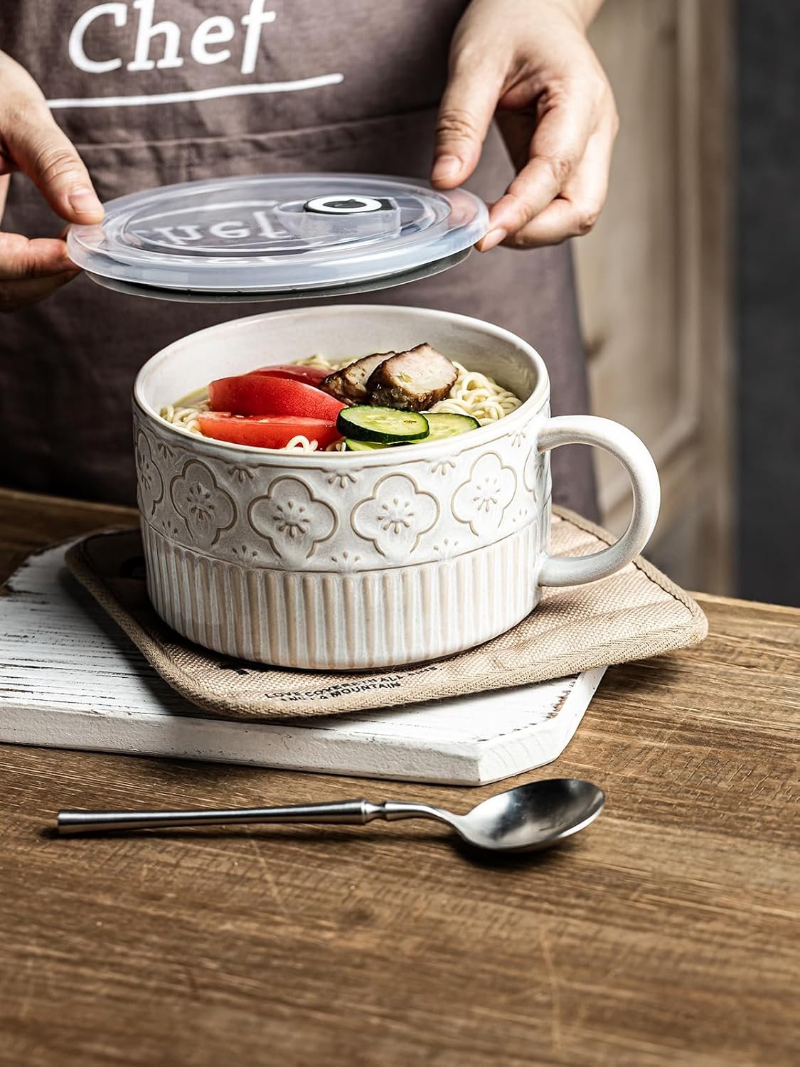 Wholesale Extra Large 39 Ounces Ceramic Soup Bowl with Handle and Lid 6 Inch Microwave Ramen Mug for Cereal Instant Noodles Beige White Factory Wholesale Extra Large 39 Ounces Ceramic Soup Bowl with Handle and Lid 6 Inch Microwave Ramen Mug for Cereal Instant Noodles Beige White Factory