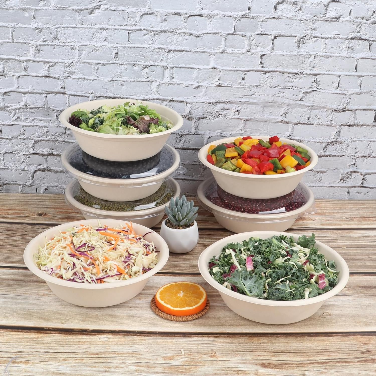 Wholesale 32 oz Disposable Salad Bowls with Lids Sugarcane Fiber Takeaway Food Containers Plant Fibers Freezer Safe 50 Pack Factory
