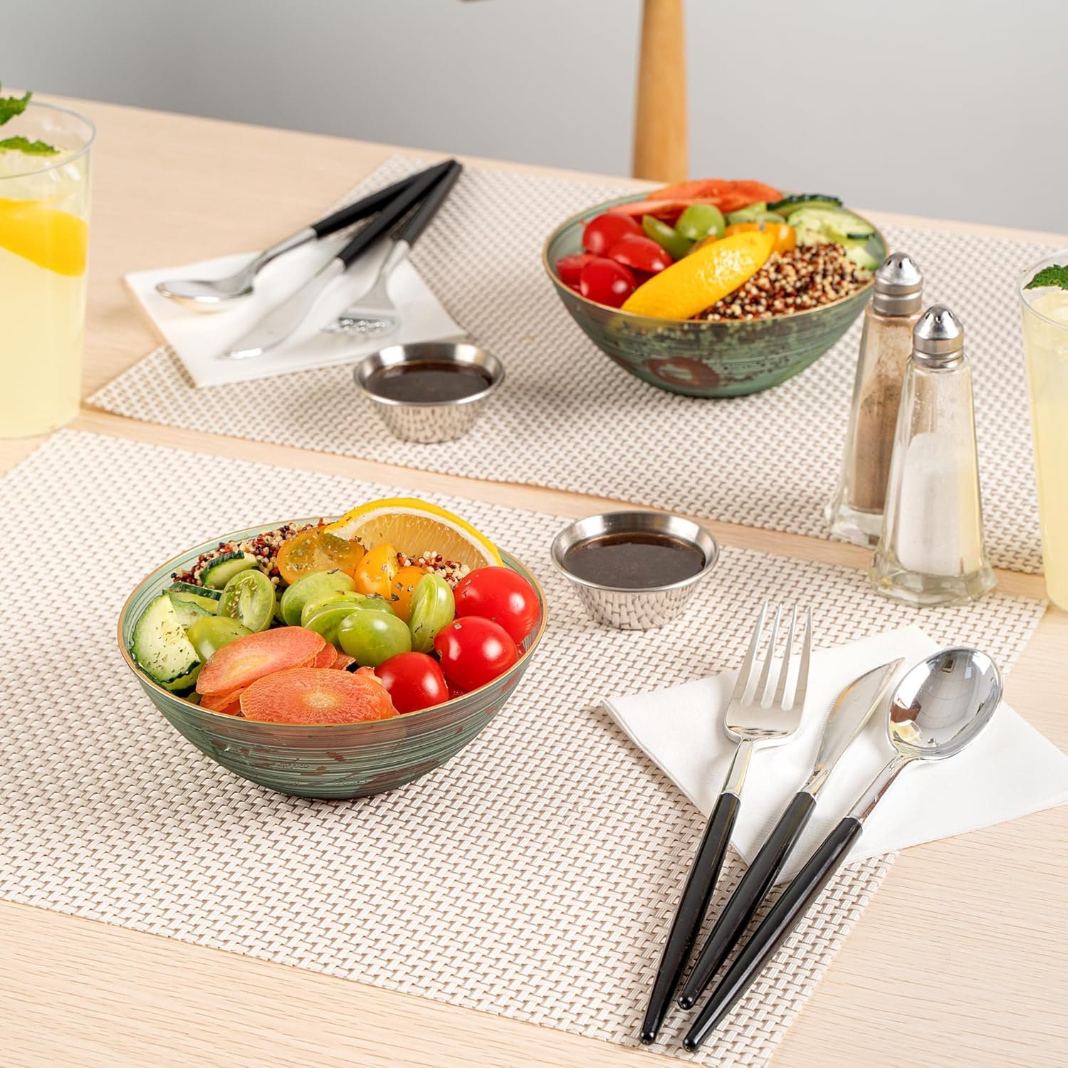 Wholesale 16 oz Gold Rimmed Disposable Plastic Soup Bowls 20 Pcs Heavy-Duty Green Translucent Rippled Dinnerware for Parties Desserts Salads Snacks Catering Factory