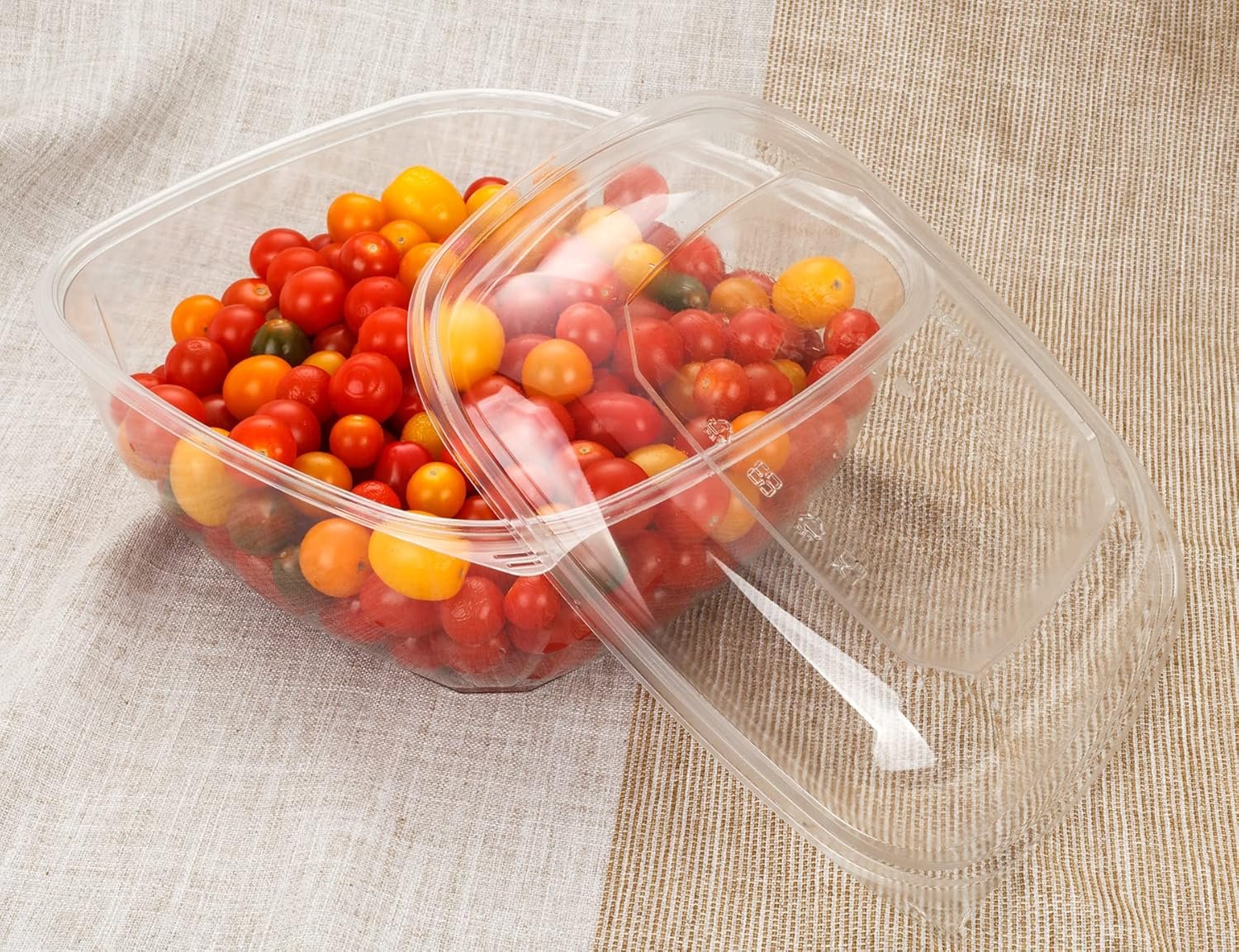 Wholesale 160oz 5 Sets Disposable Plastic Square Serving Bowls with Lids Large Clear Salad Containers Factory