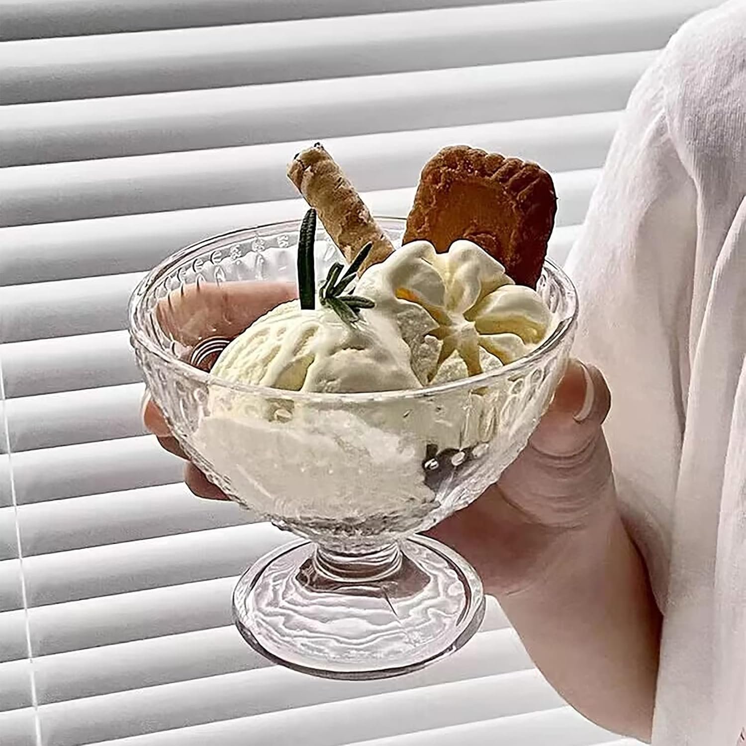 OEM 6-Piece 7.44oz Footed Glass Dessert Bowls with Spoons Embossed Trifle Dishes for Ice Cream Sundaes Fruit Salads Elegant Reusable Serving for Parties Weddings Home Decor Factory
