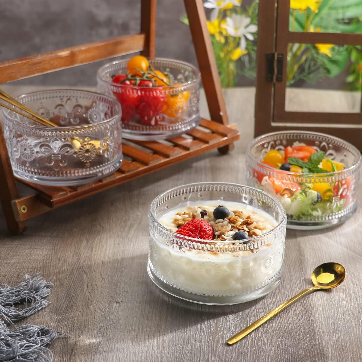 OEM Glass Dessert Bowls with Gold Spoon Set of 4 15.5oz Capacity for Ice Cream Cereal Pudding Nuts Trifle Serving Factory