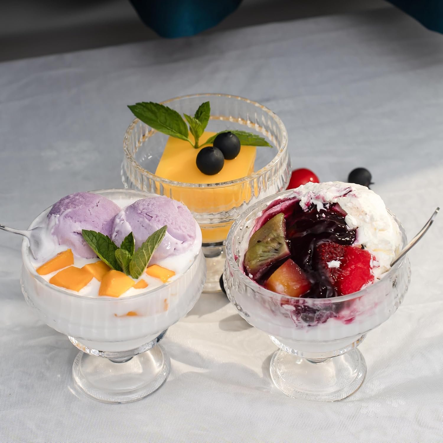 OEM 10 OZ Glass Dessert Bowls and Spoons Set 12 Pieces Crystal Ice Cream Sundae Parfait Glasses for Salad Snacks Candy Fruit Milkshakes Sherbet Trifle Footed Decorative Shrimp Cocktail Cups Factory