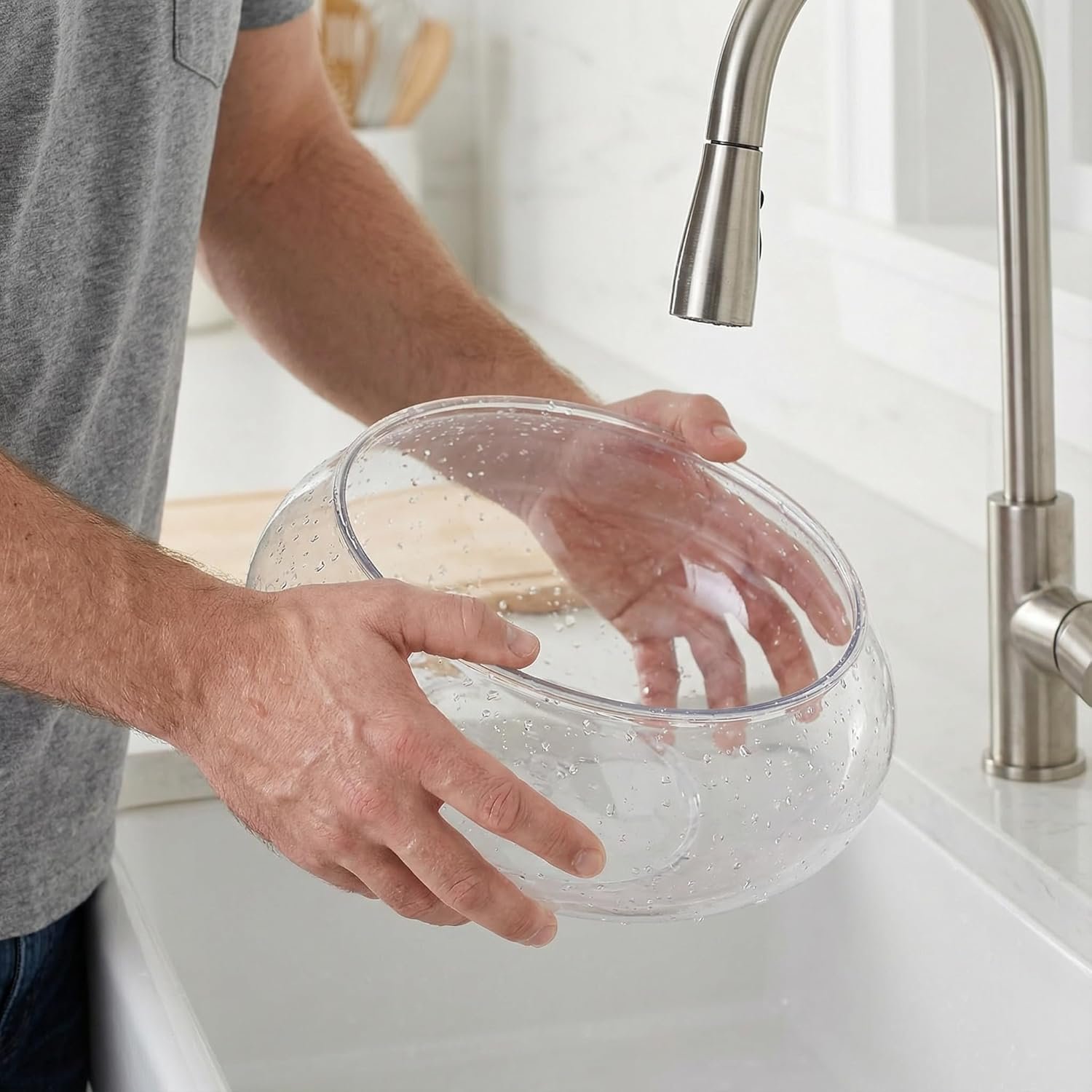 OEM Small Desktop Transparent Round Fish Tank Aquarium Bowl Break-Resistant Ornamental Design for Office Home Garden Wedding Decor Factory