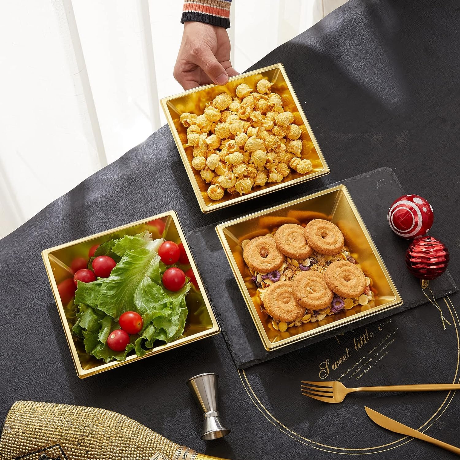 Wholesale 50 Count 12 Oz Gold Square Plastic Disposable Serving Bowls for Candy Snacks Salads Parties Weddings Birthdays Factory Wholesale 50 Count 12 Oz Gold Square Plastic Disposable Serving Bowls for Candy Snacks Salads Parties Weddings Birthdays Factory