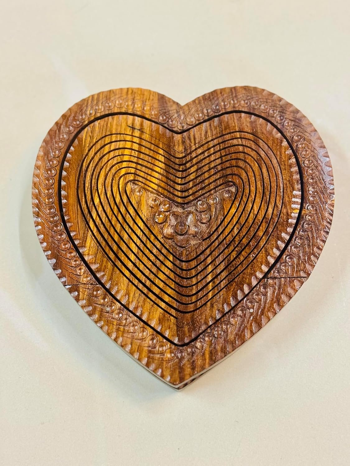 OEM Handmade 8-Inch Collapsible Rosewood Basket with Single Heart Design, Fruit Bowl Trivet and Bread Holder, Folds Flat for Storage, Unique Centerpiece Gift Factory