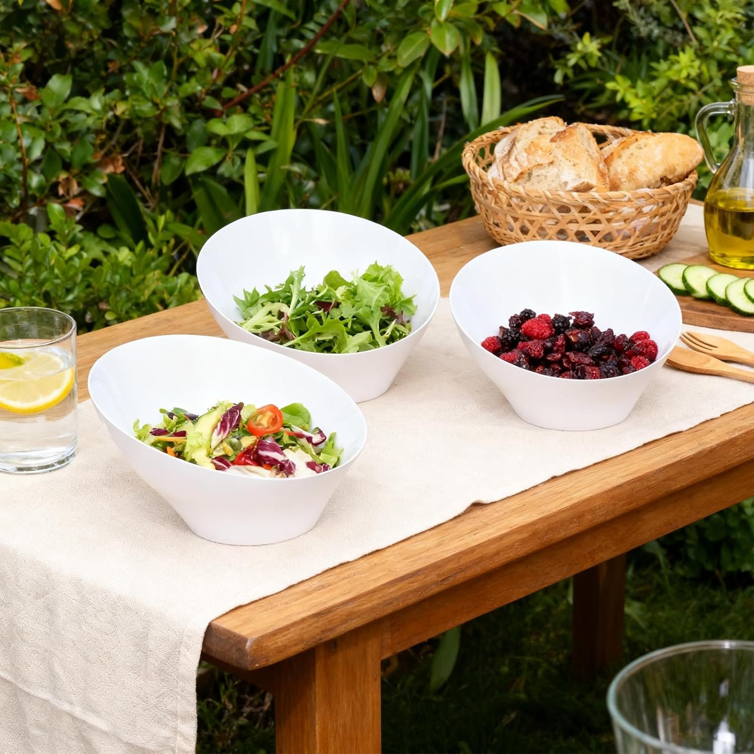 Wholesale 12 Pack 20oz White Plastic Disposable Party Bowls for Chips Candy Salad Snacks Fruit Factory