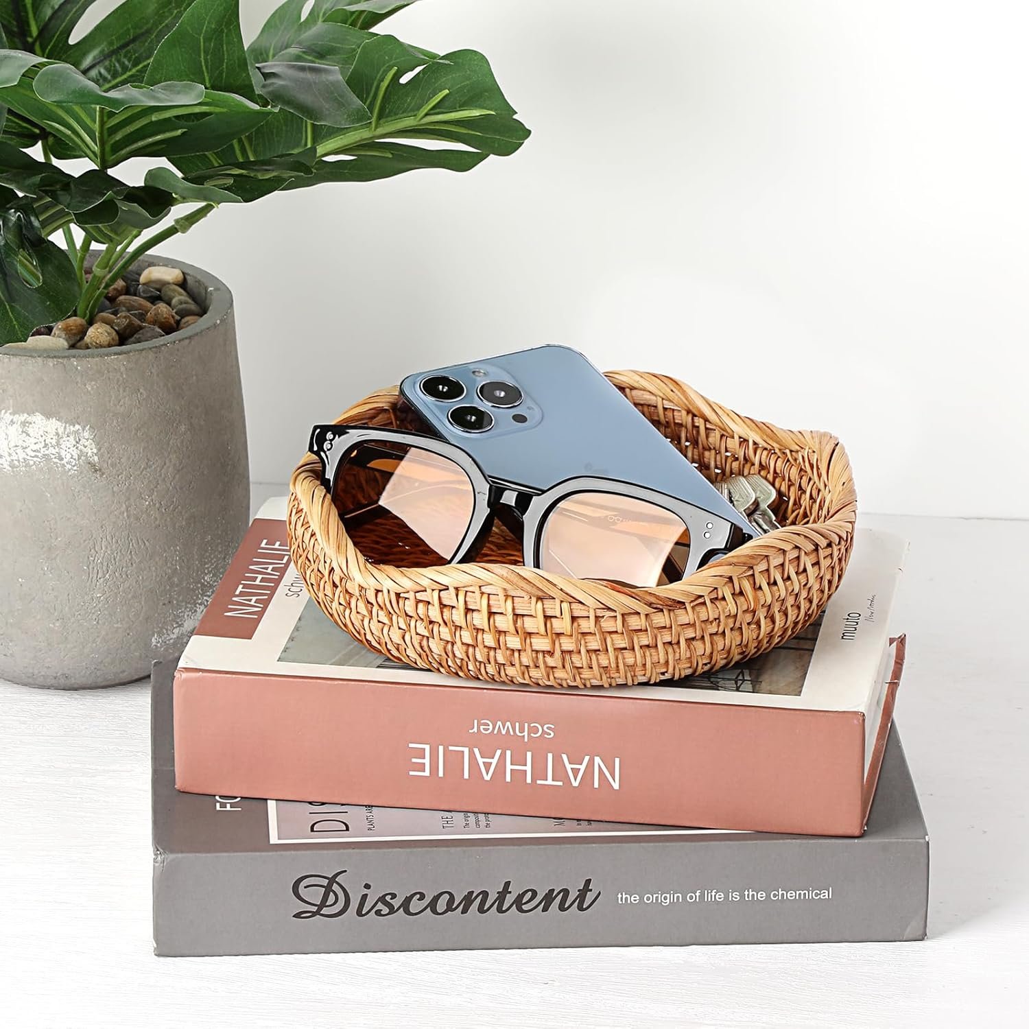 Wholesale 7.3 Inch Round Natural Rattan Woven Basket Bowl for Entryway Keys Fruits Serving Tray Organizer Decorative Kitchen Counter Bedside Living Room Factory