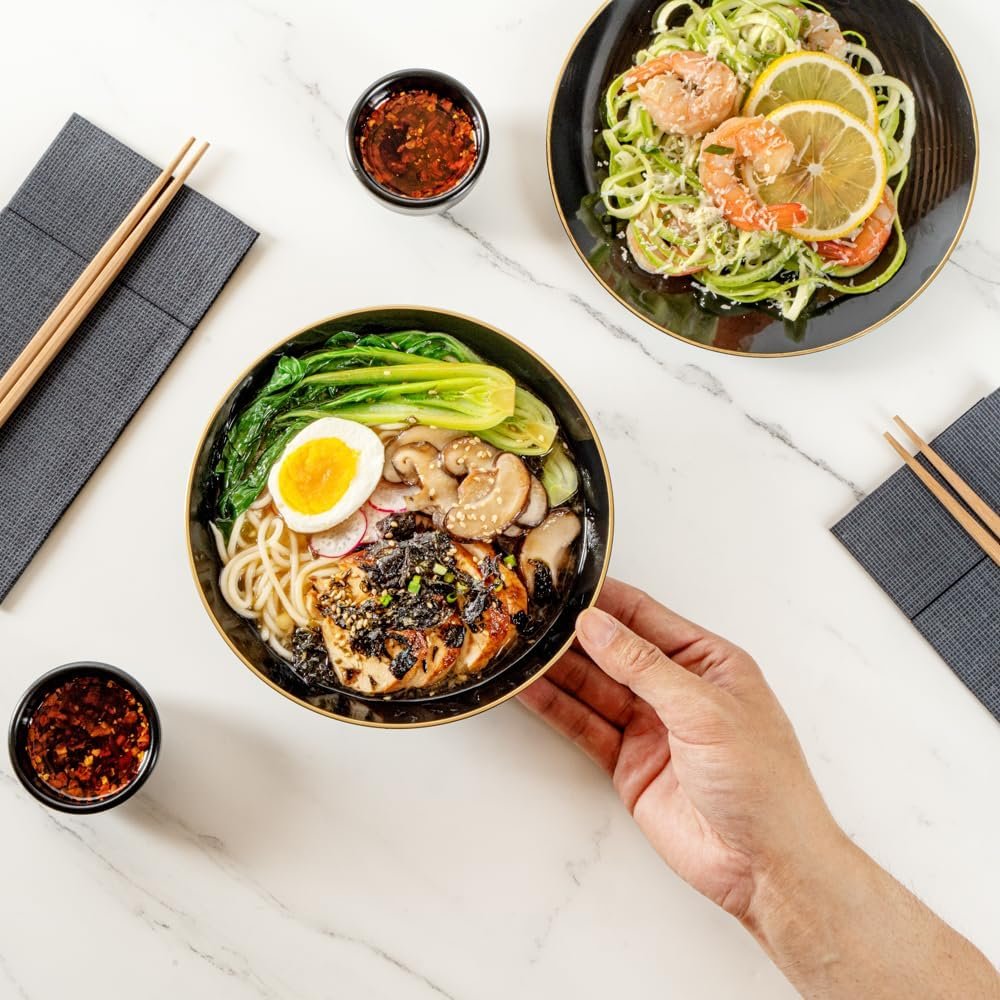 Wholesale 16 Ounce Gold-Rimmed Heavy-Duty Black Plastic Disposable Salad Bowls Pack of 20 Durable Fancy Bowls for Warm and Cold Foods Ideal for Restaurants Factory