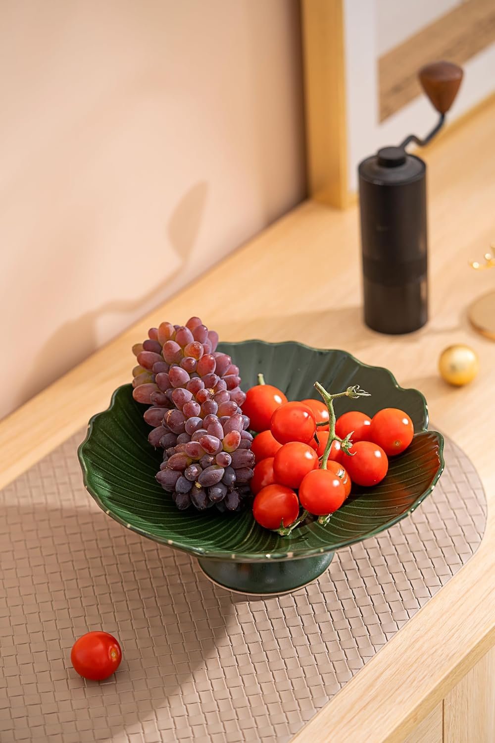 OEM Modern Ceramic Large Green Fruit Bowl 8.5 Inch Decorative Home Accent Factory