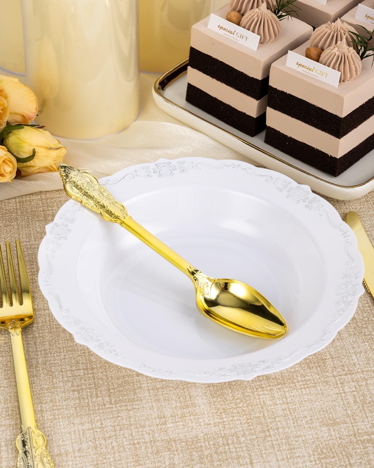 Wholesale 50 Pack 12oz White Plastic Salad Bowls with Silver Rim Disposable for Parties Dinners Weddings Christmas Thanksgiving Factory