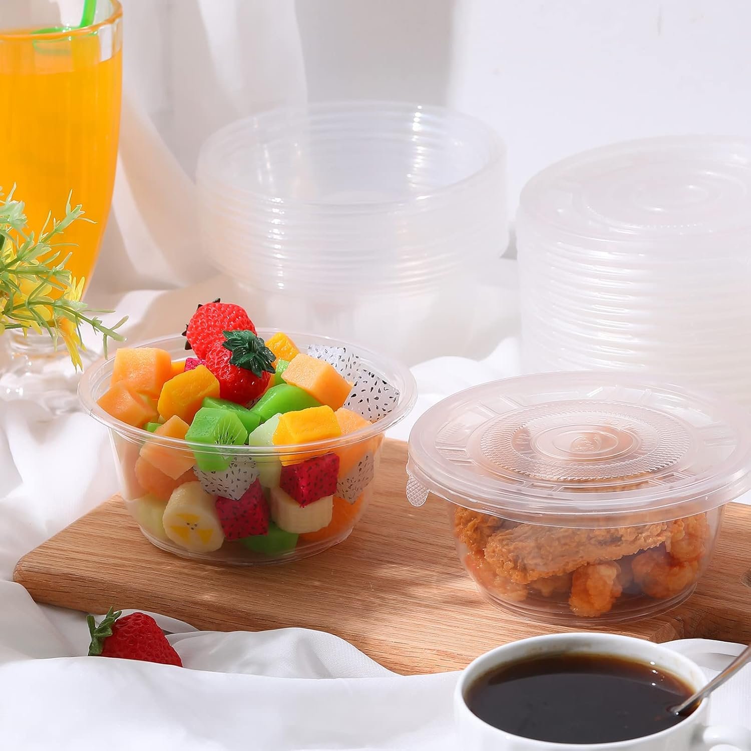 Wholesale 50 Pack 16.9oz Disposable Clear Plastic Salad Bowls with Lids Serving Containers for Soup Fruit Lunch Meals Wedding Catering Work Travel Meal Prep Factory