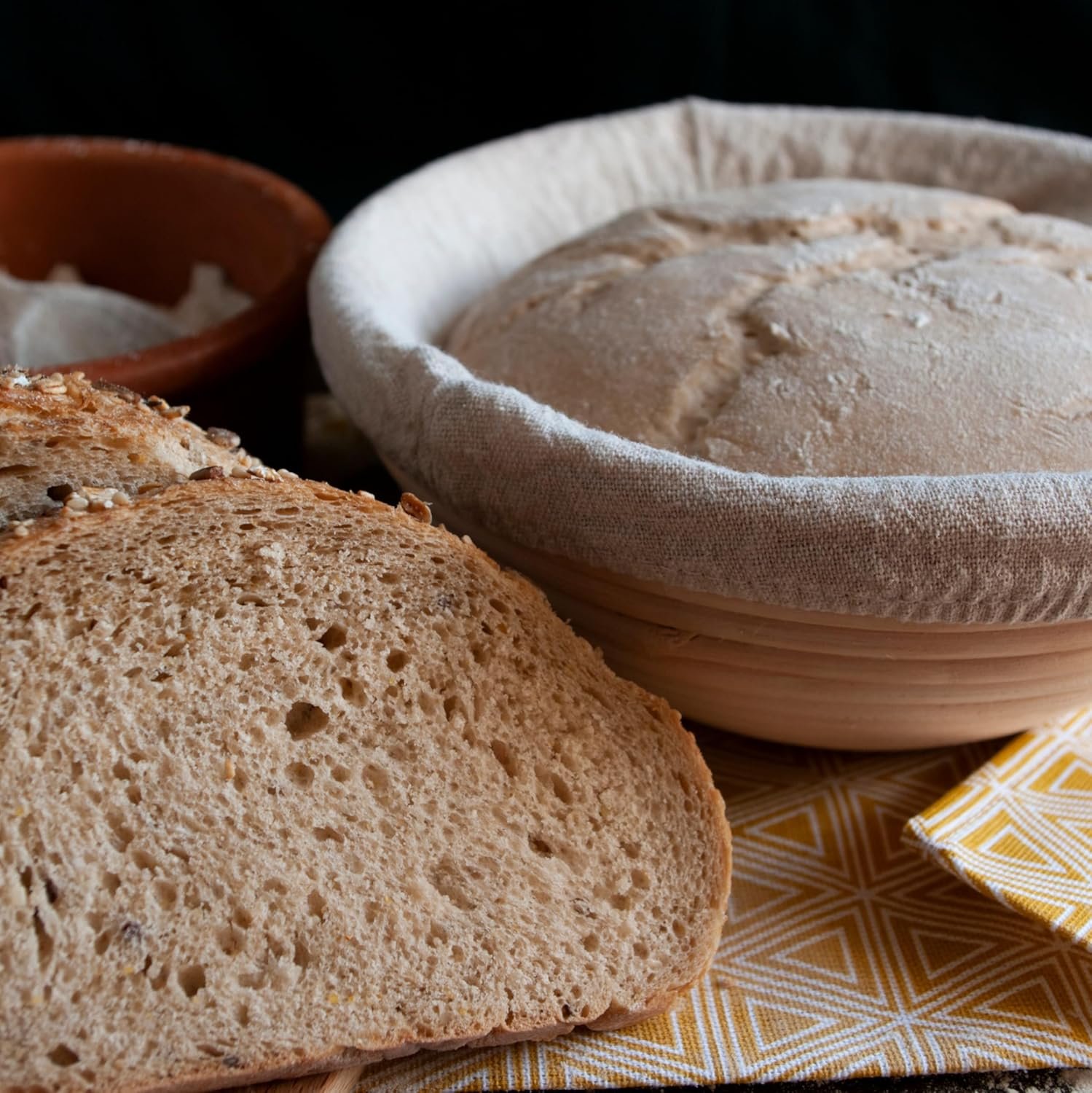 OEM Premium Acacia Wood Bread Proofing Set Sourdough Baking Kit 2 Rattan Banneton Baskets 2 Covers Brush Metal Scraper Plastic Scraper Scoring Lame 5 Blades Case Factory