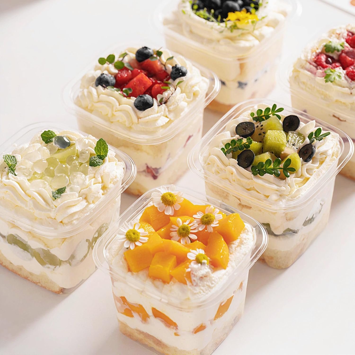 Wholesale 50 Pack 8 oz Square Plastic Parfait Dessert Cups with Lids Sporks for Pudding Yogurt Fruit Mousse Trifle Ice Cream Factory