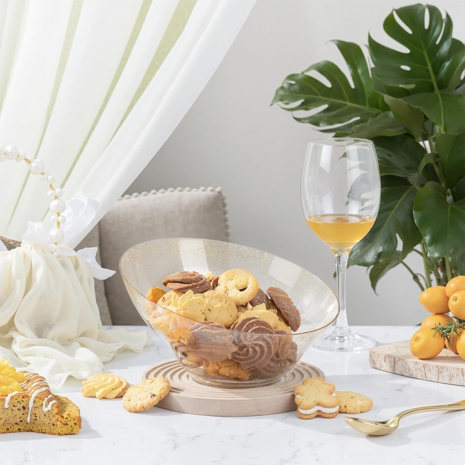 Wholesale 12 Pack 20 OZ Gold Glitter Plastic Disposable Angled Serving Bowls for Snacks Fruit Chips Candy Party Thanksgiving Factory