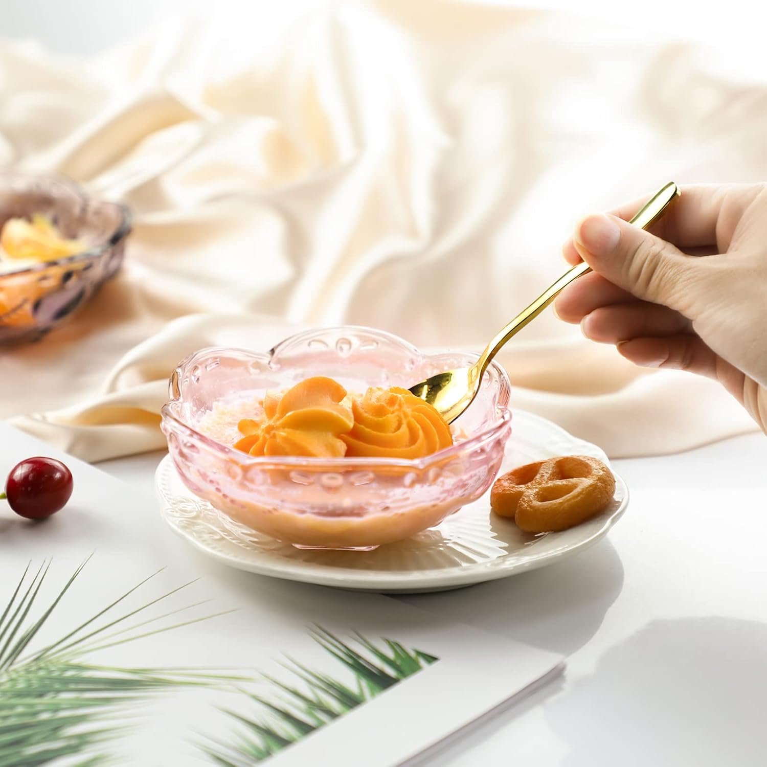 Wholesale 4pcs Vintage Romantic Glass Sakura Heart Embossed Dessert Ice Cream Trifle Salad Bowls Pink 8oz Capacity Factory Wholesale 4pcs Vintage Romantic Glass Sakura Heart Embossed Dessert Ice Cream Trifle Salad Bowls Pink 8oz Capacity Factory